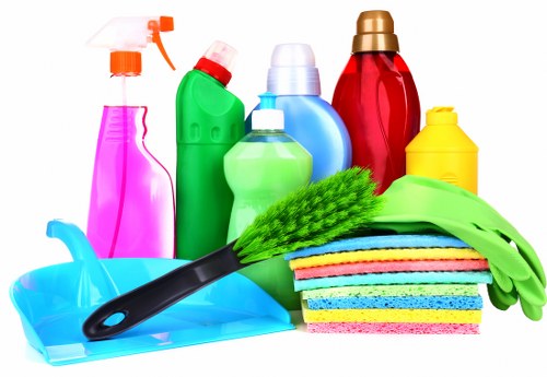 Escalation of a carpet cleaning complaint to senior staff